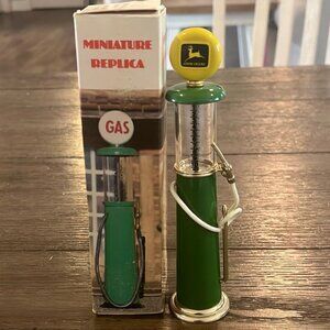 Vintage 1980 John Deere Miniature Gas Pump Replica